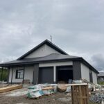 Монтаж фасадных панелей Ханьи с утеплением, село Краснореченское
